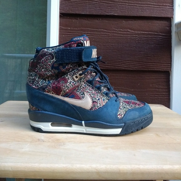 nike revolution sky hi liberty